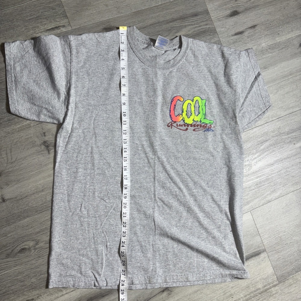 Cool Runnings Ocho Rios Jamaica T-Shirt Gildan Ultra Cotton Gray Y2K Graphic Tee - Picture 5 of 5